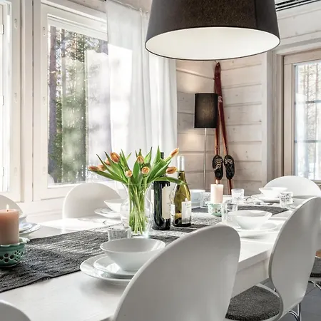 Arctic Sving Retreat By Hilla Villa