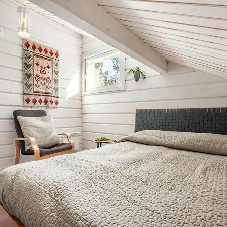 Arctic Sving Retreat By Hilla Kittilä